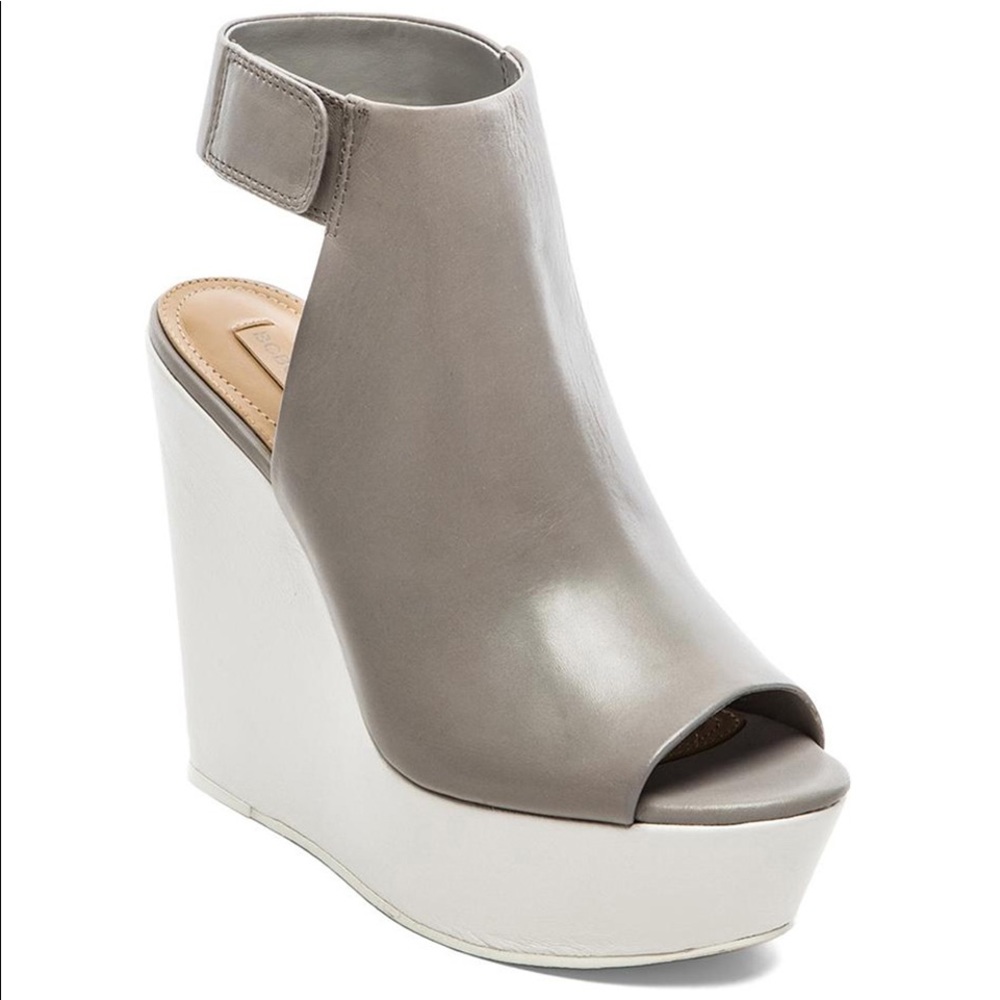 BCBG MaxAzria Gray + White Wedges